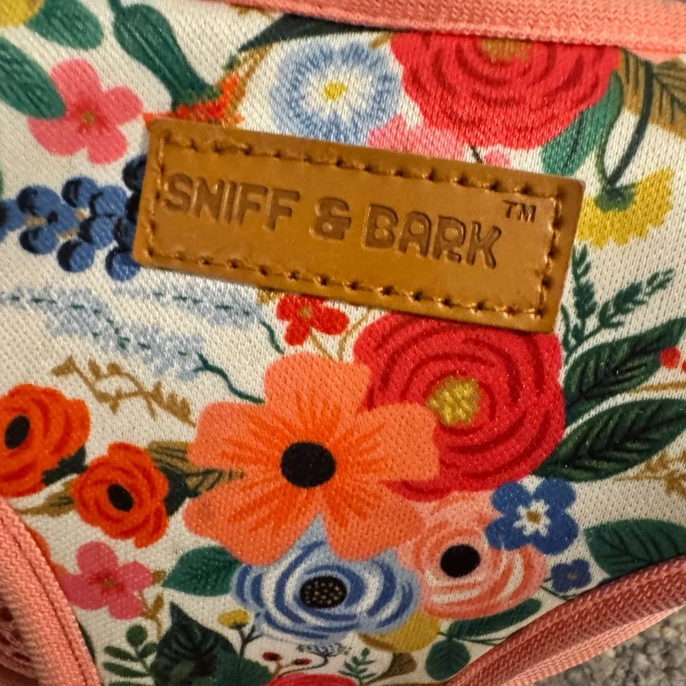 Sniff and Bark Size Small Floral Dog Harness
